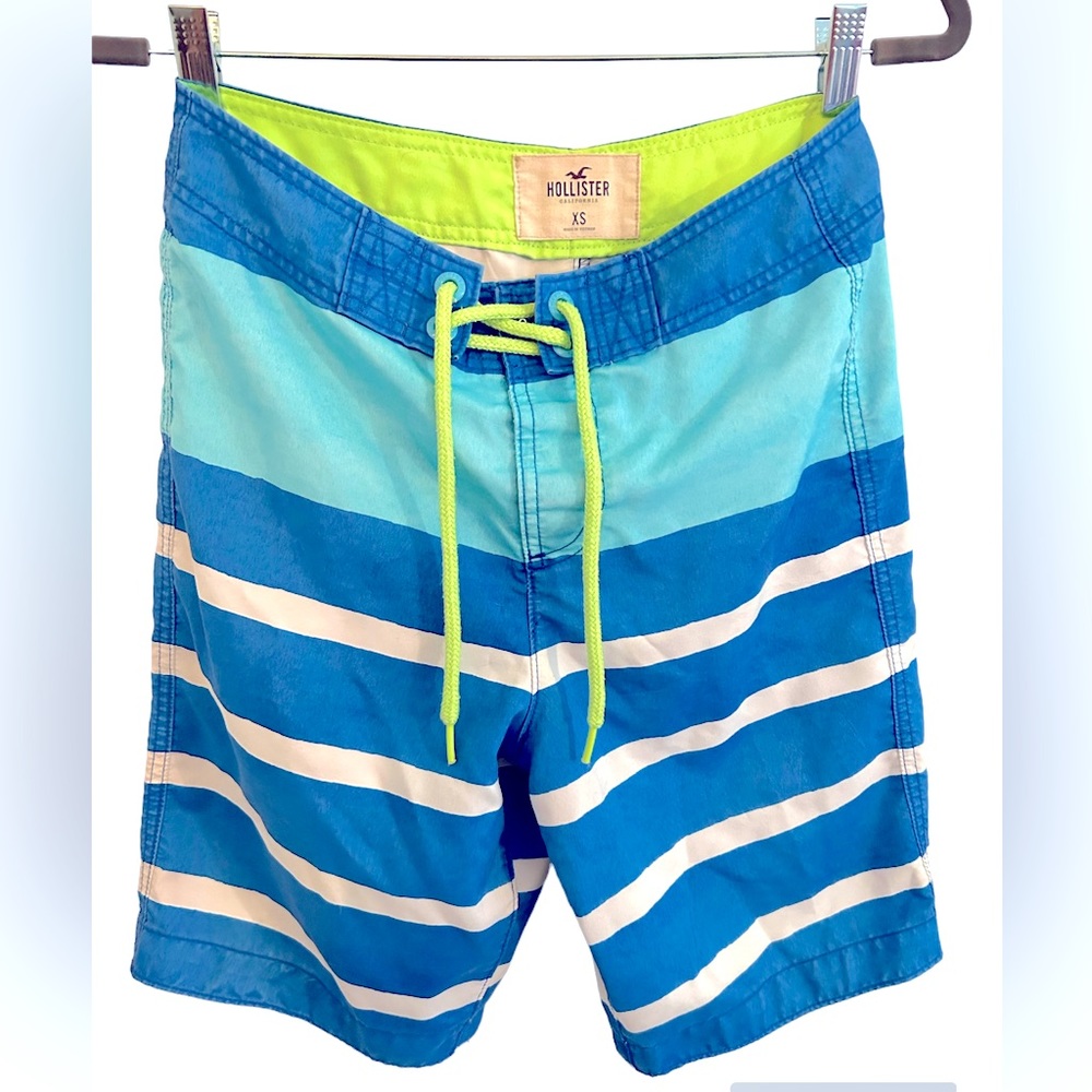Hollister board shorts / swim trunks / blue & neon green XS / pocket teen
